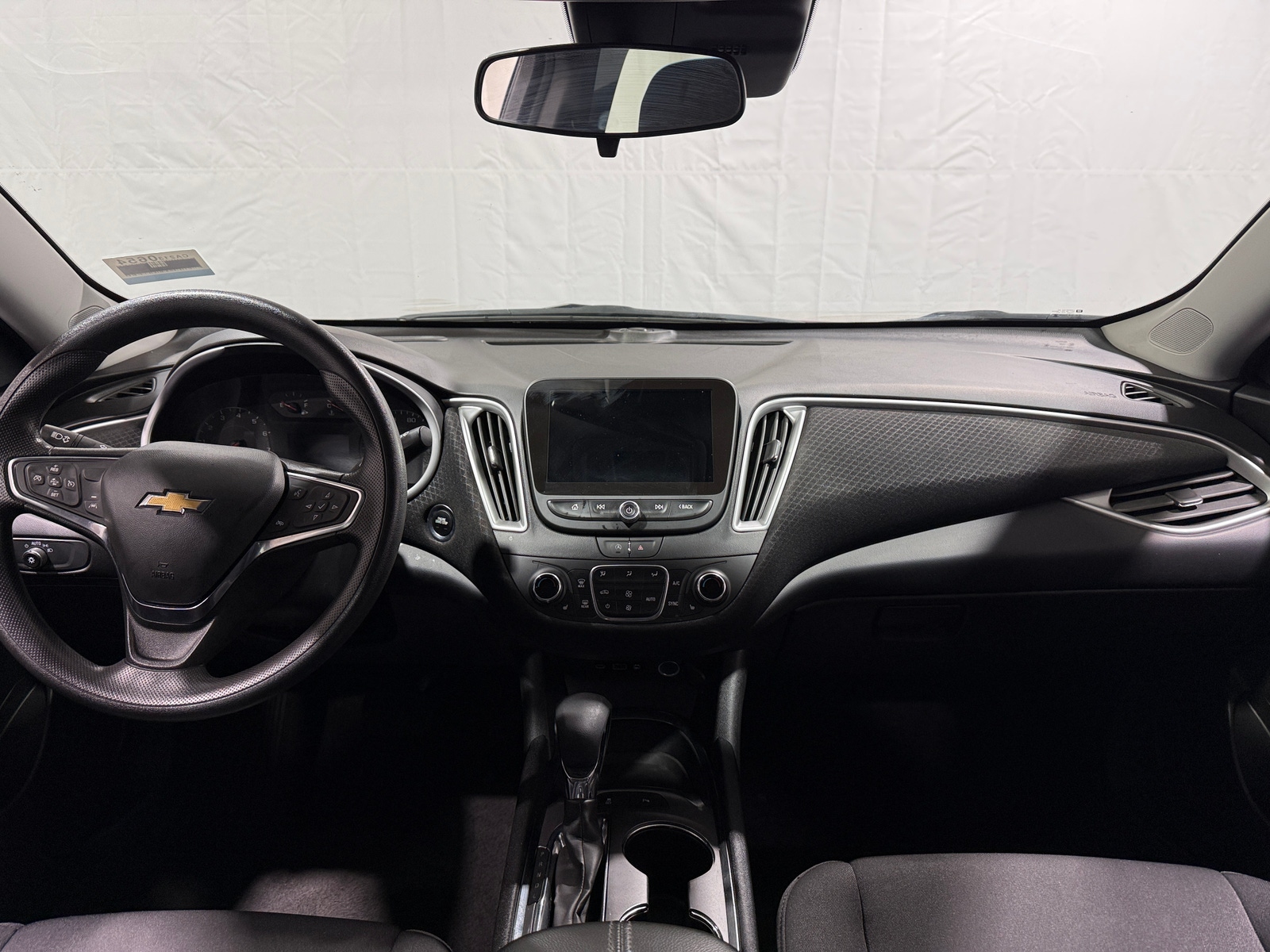 Thumbnail: 2024 Chevrolet Malibu - 3