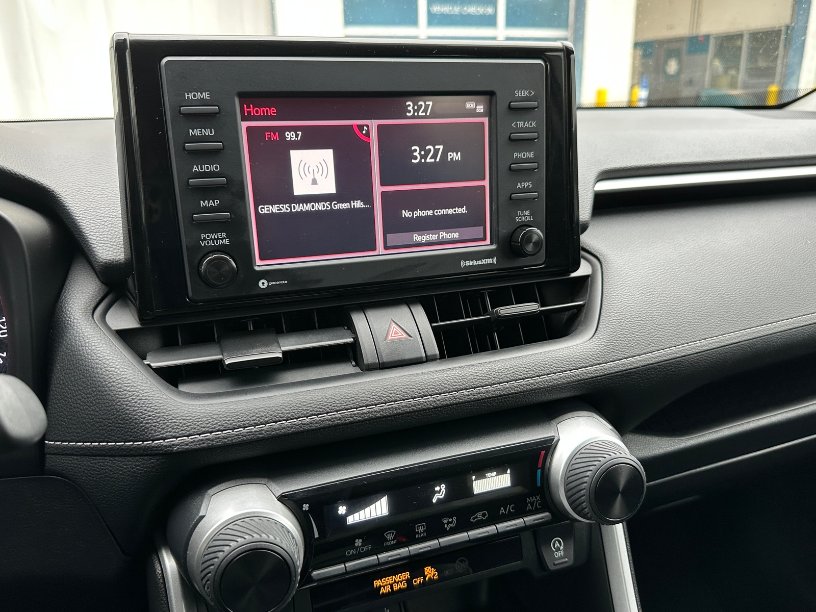 Thumbnail: 2020 Toyota RAV4 - 4