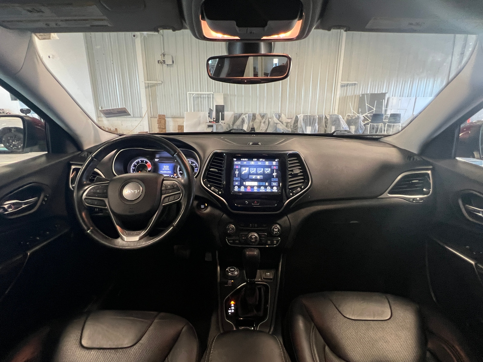 Thumbnail: 2019 Jeep Cherokee - 2