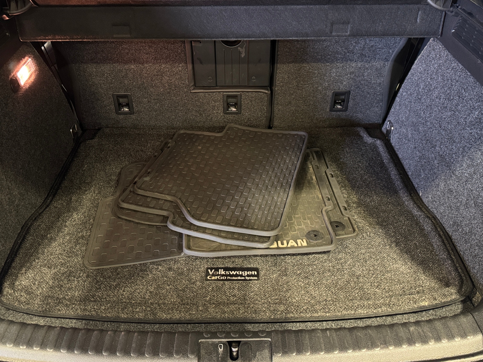 Thumbnail: 2016 Volkswagen Tiguan - 7