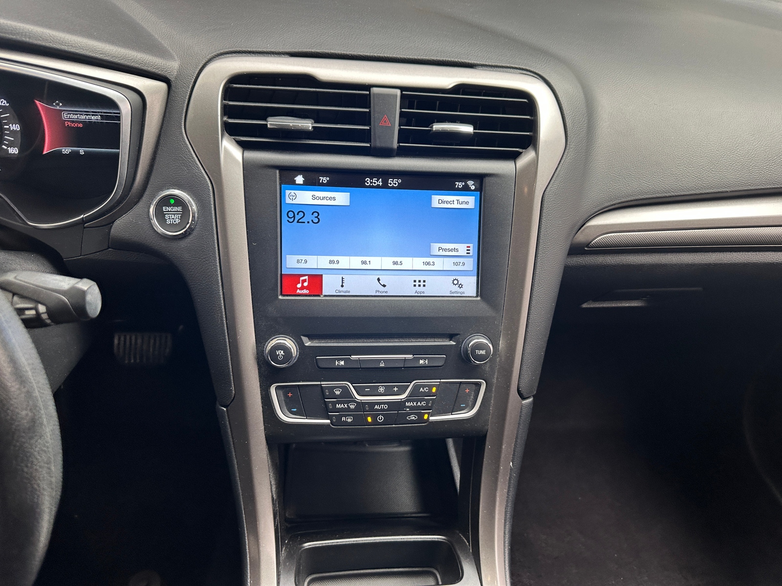 Thumbnail: 2017 Ford Fusion - 4