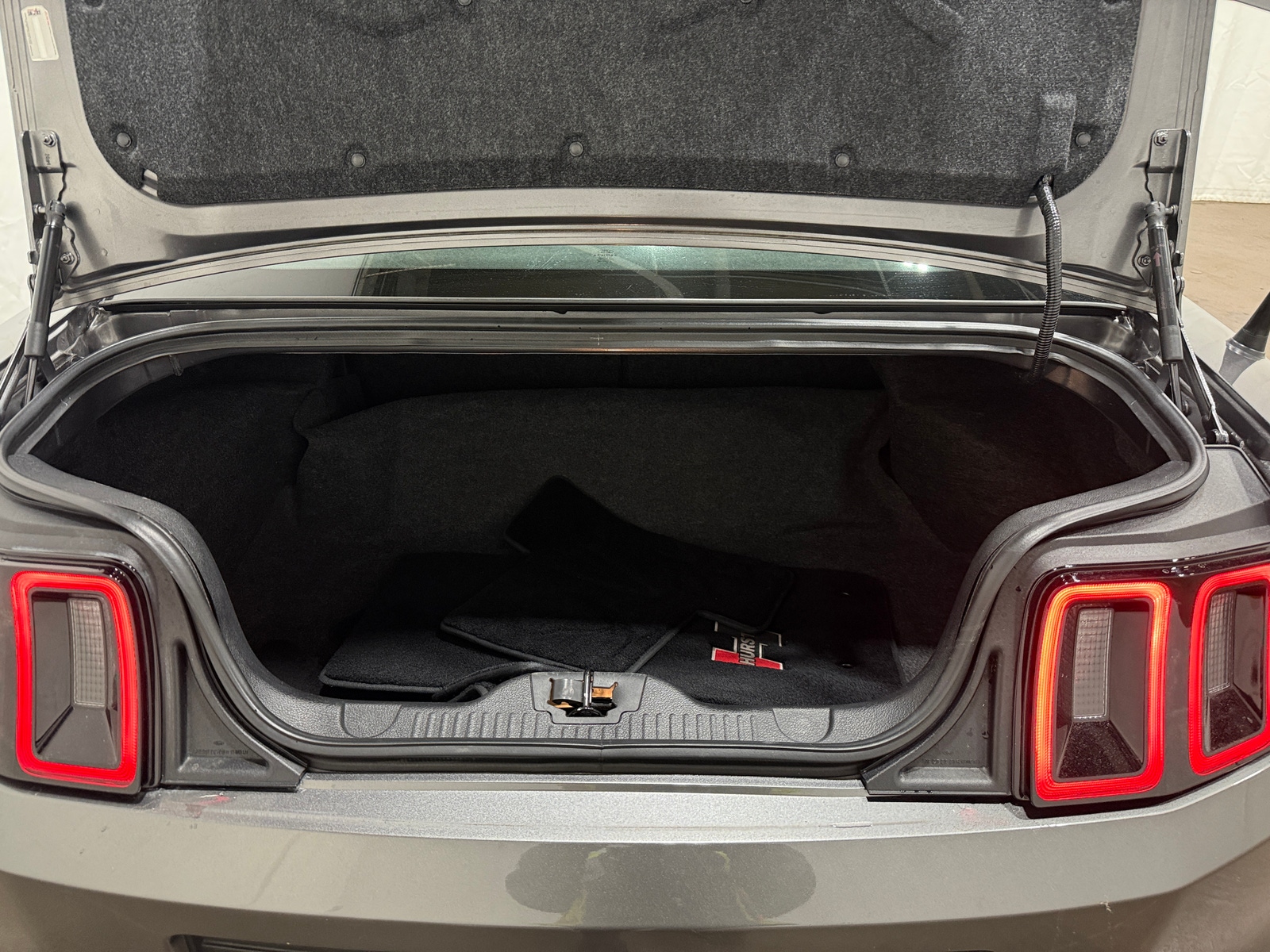 Thumbnail: 2014 Ford Mustang - 4