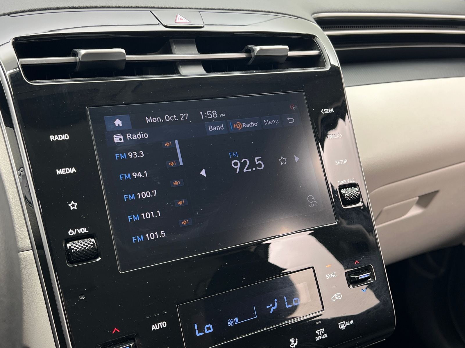 Thumbnail: 2024 Hyundai Tucson - 4