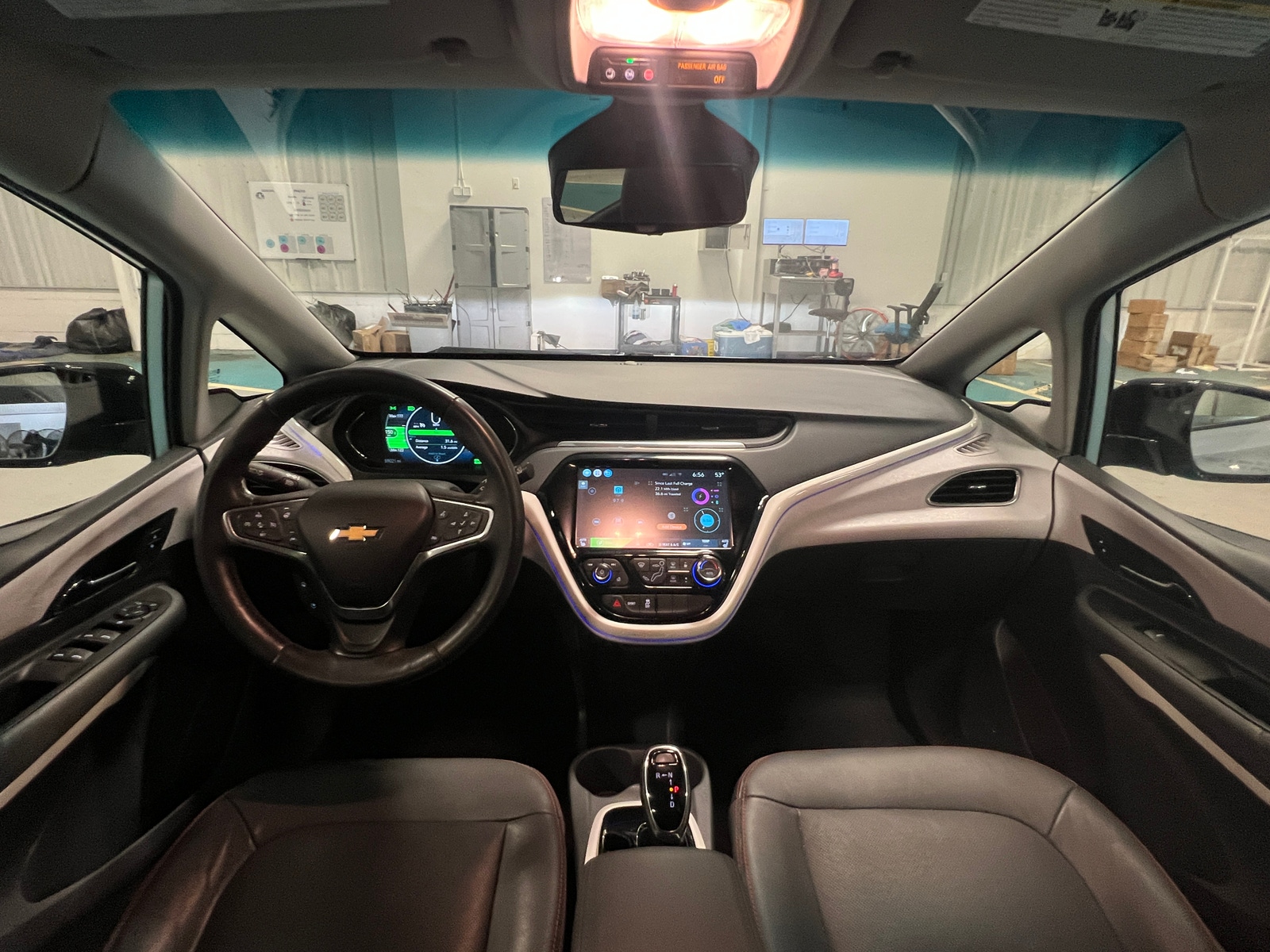 Thumbnail: 2017 Chevrolet Bolt EV - 2