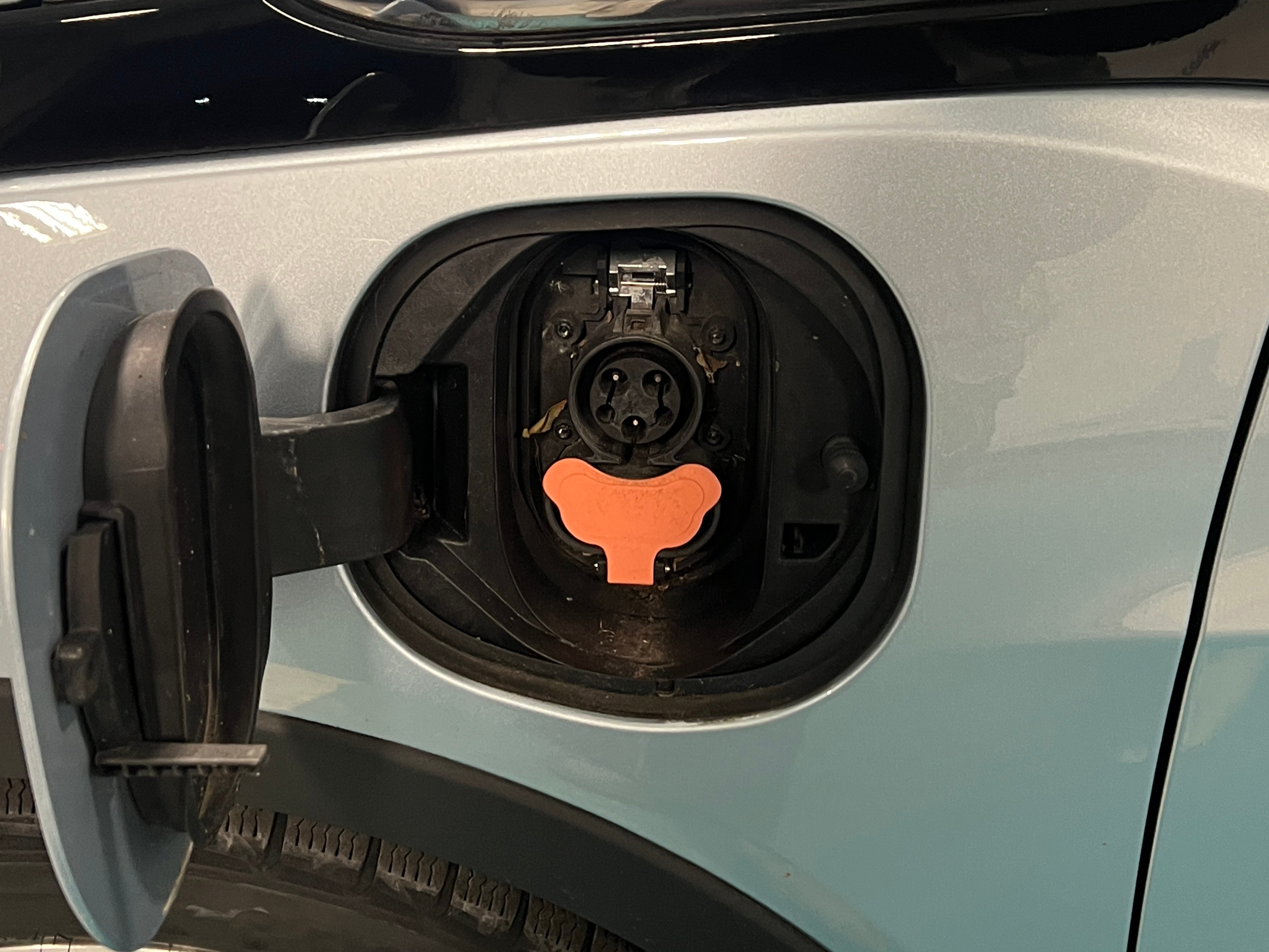 Used 2017 Chevrolet Bolt EV Premier with VIN 1G1FX6S05H4167439 for sale in Oak Creek, WI