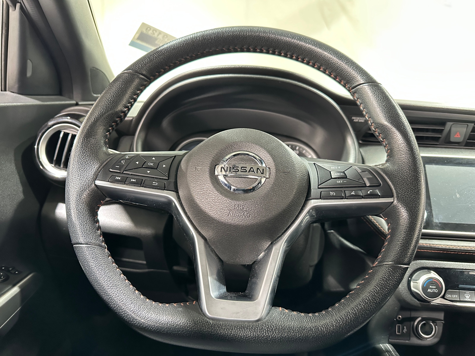 Thumbnail: 2020 Nissan Kicks - 5