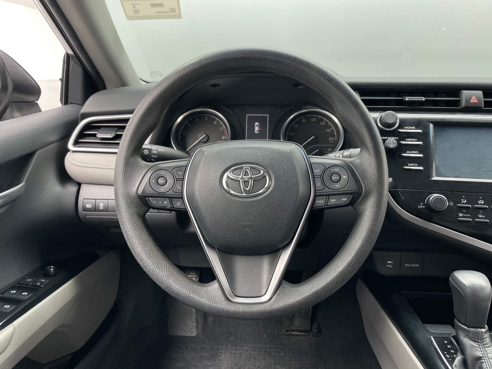 Thumbnail: 2018 Toyota Camry - 5