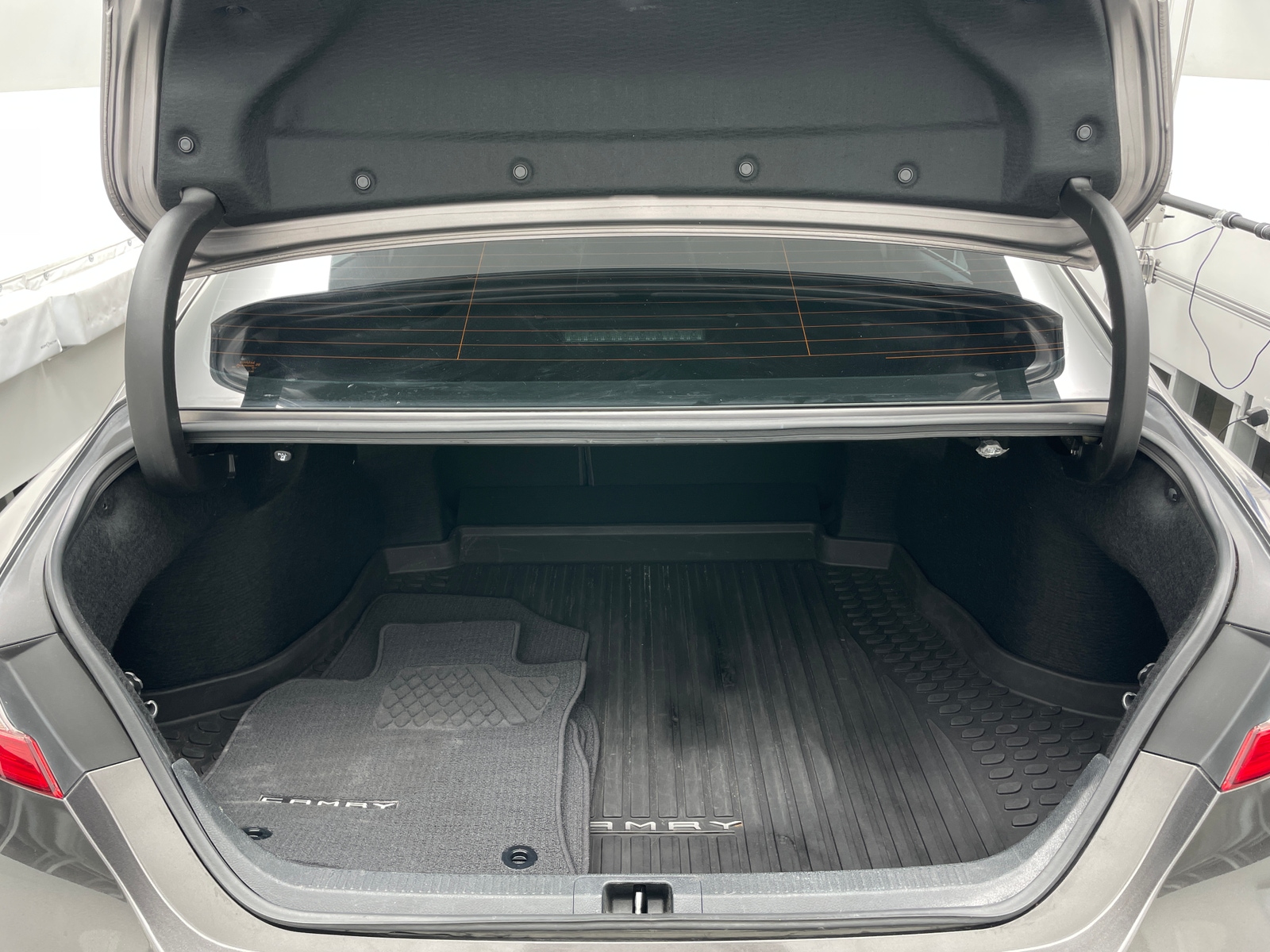 Thumbnail: 2018 Toyota Camry - 7