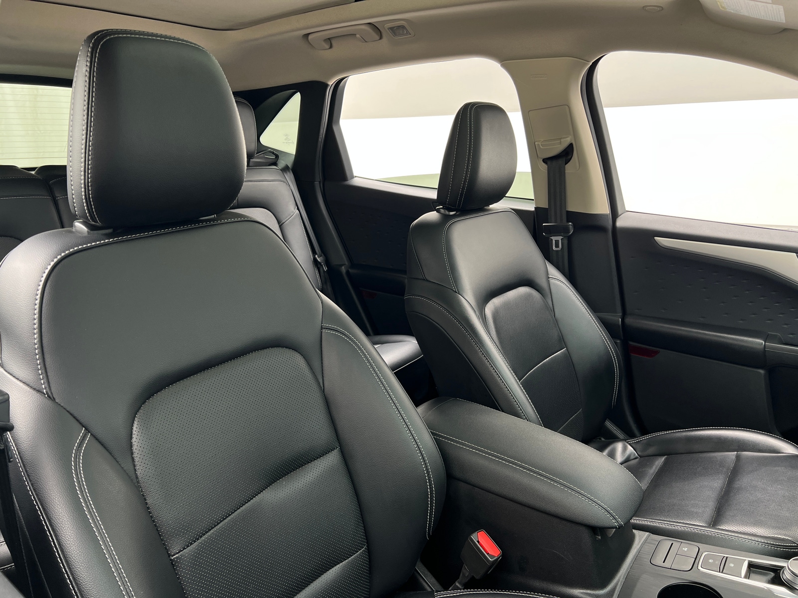 Thumbnail: 2020 Ford Escape - 2