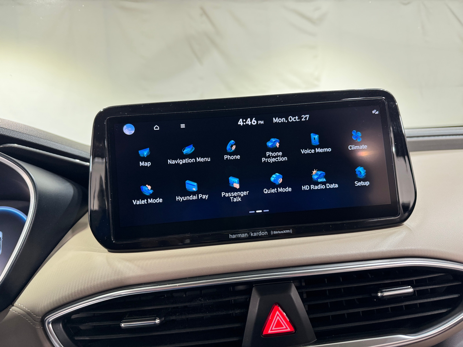 Thumbnail: 2023 Hyundai Santa Fe - 4