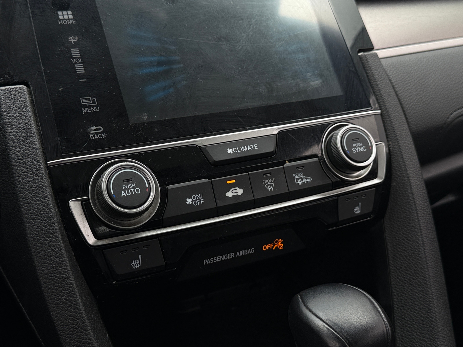 Thumbnail: 2016 Honda Civic - 3