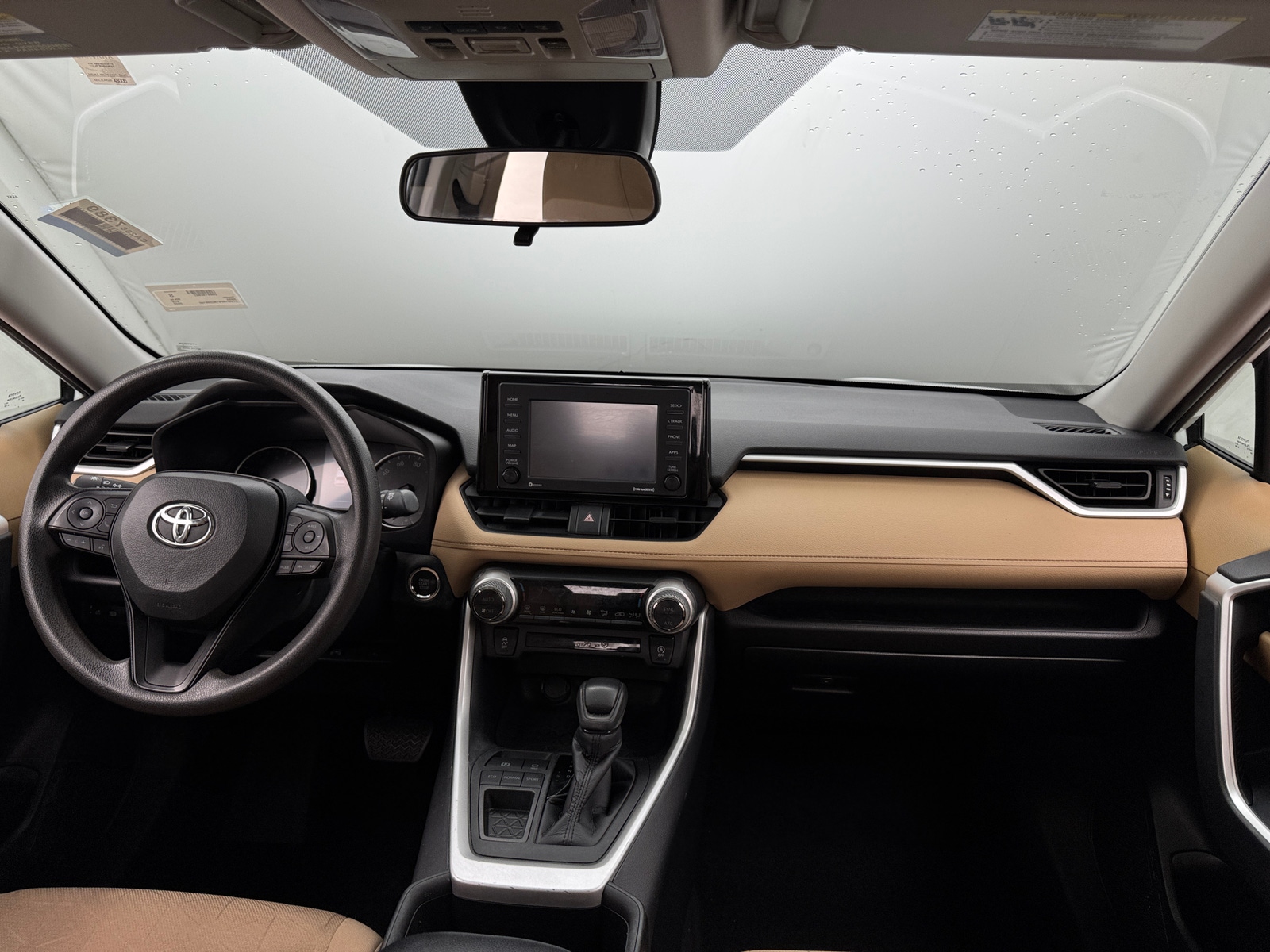 Thumbnail: 2022 Toyota RAV4 - 3