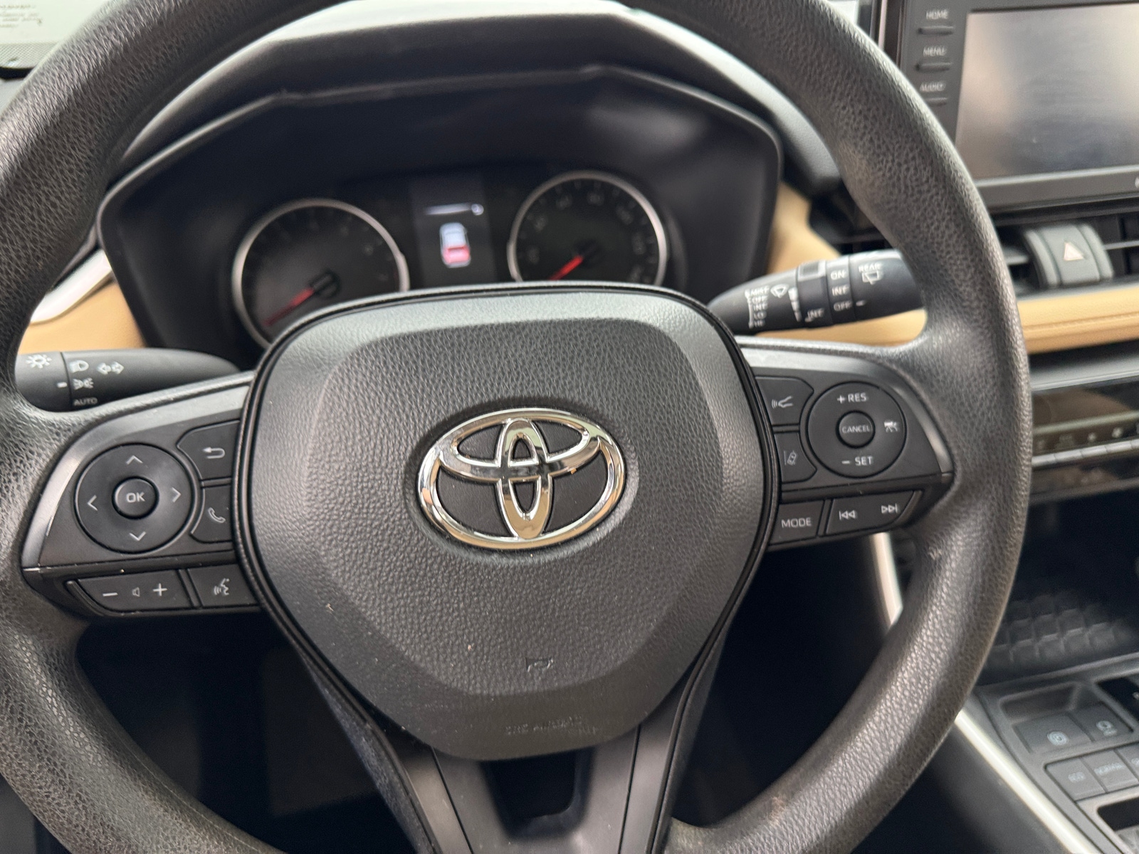 Thumbnail: 2022 Toyota RAV4 - 5