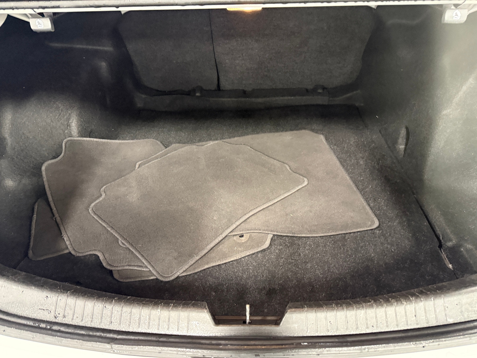 Thumbnail: 2024 Chevrolet Malibu - 7