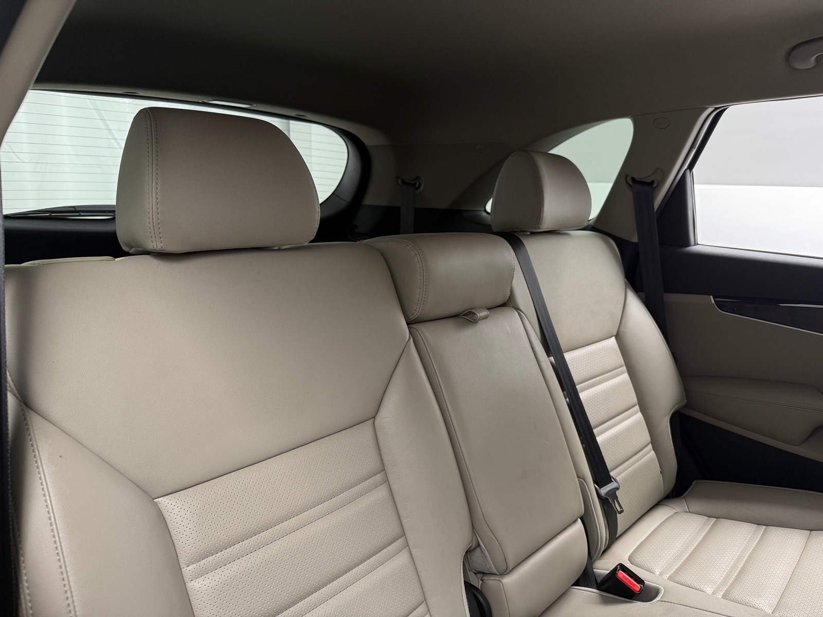 Thumbnail: 2019 Kia Sorento - 5