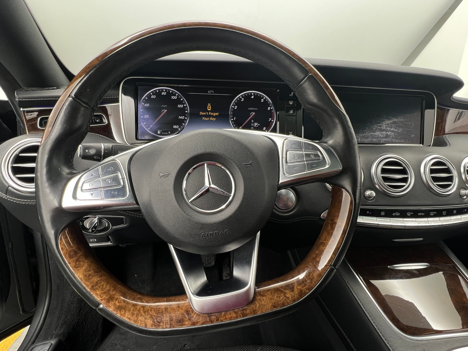 Thumbnail: 2015 Mercedes-Benz S-Class - 4