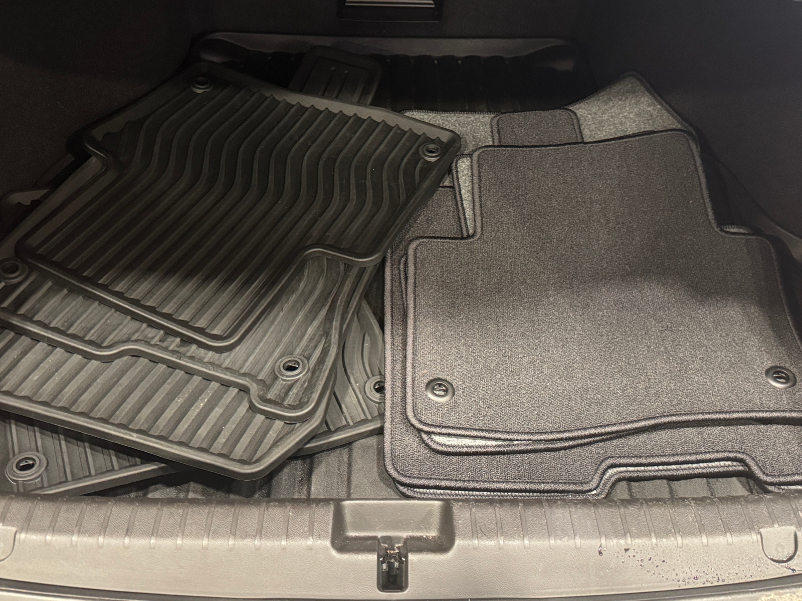 Thumbnail: 2018 Acura RLX - 6