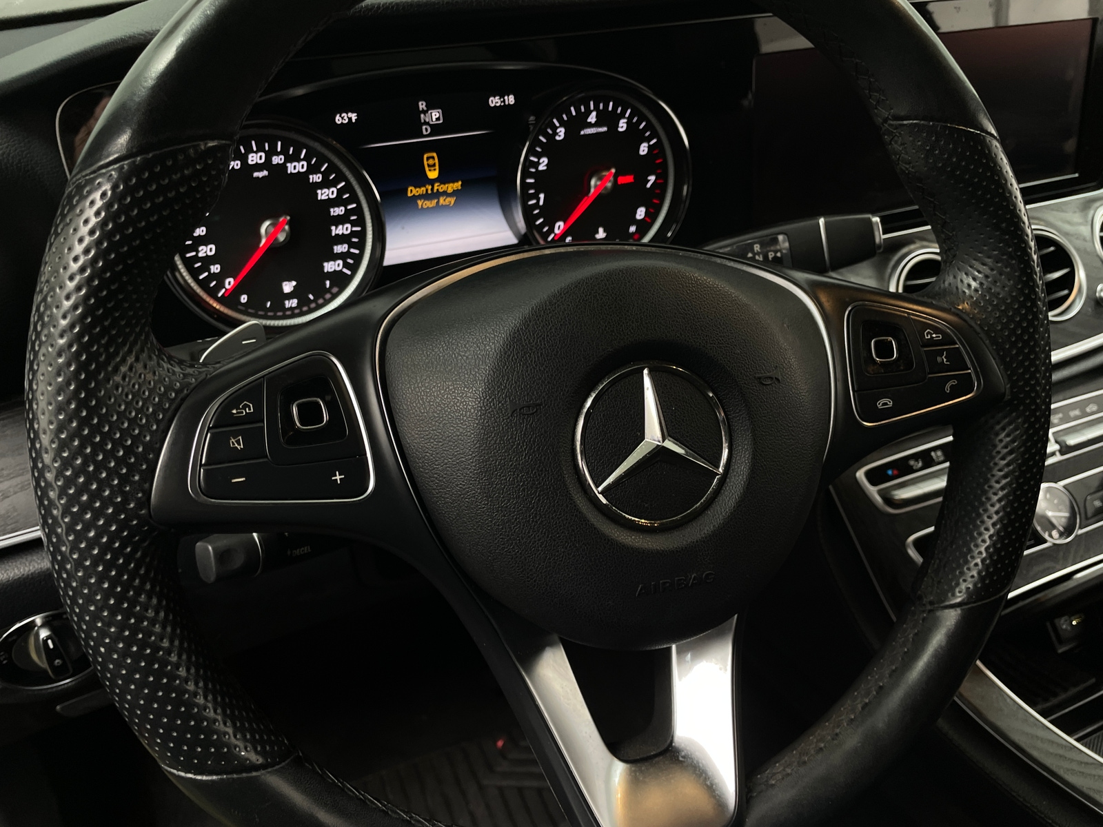 Thumbnail: 2018 Mercedes-Benz E-Class - 4