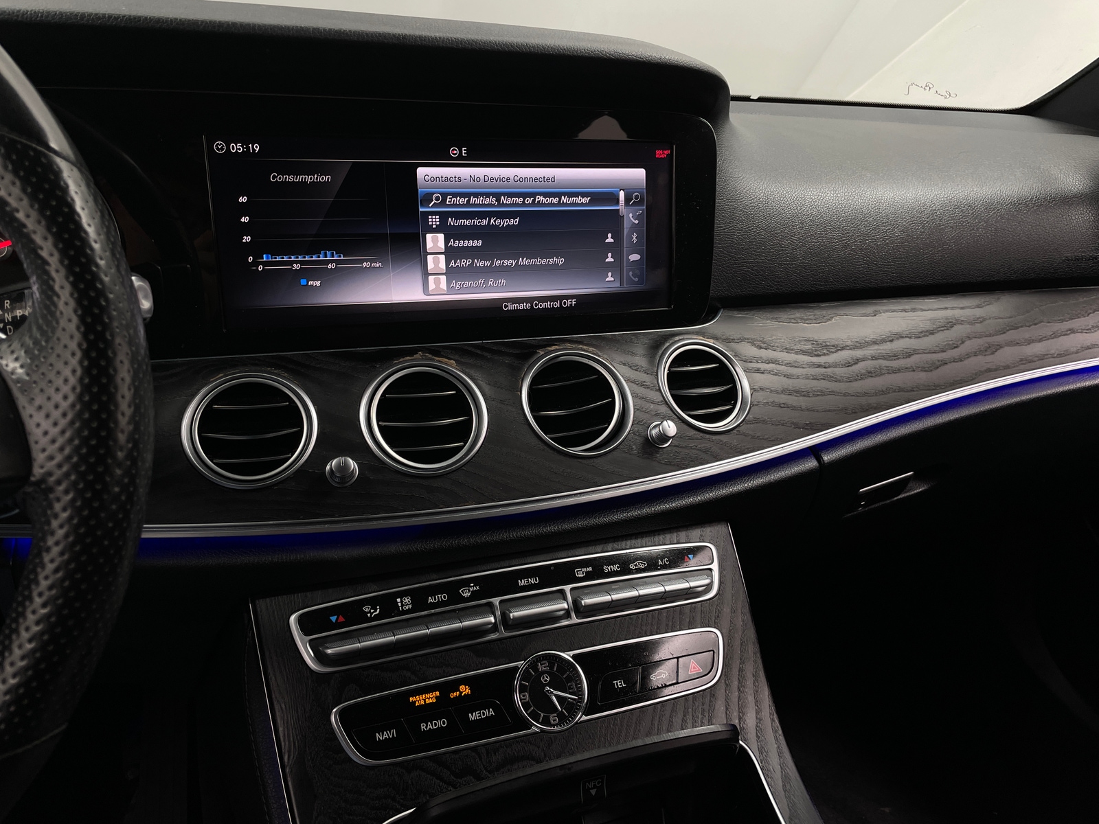 Thumbnail: 2018 Mercedes-Benz E-Class - 3