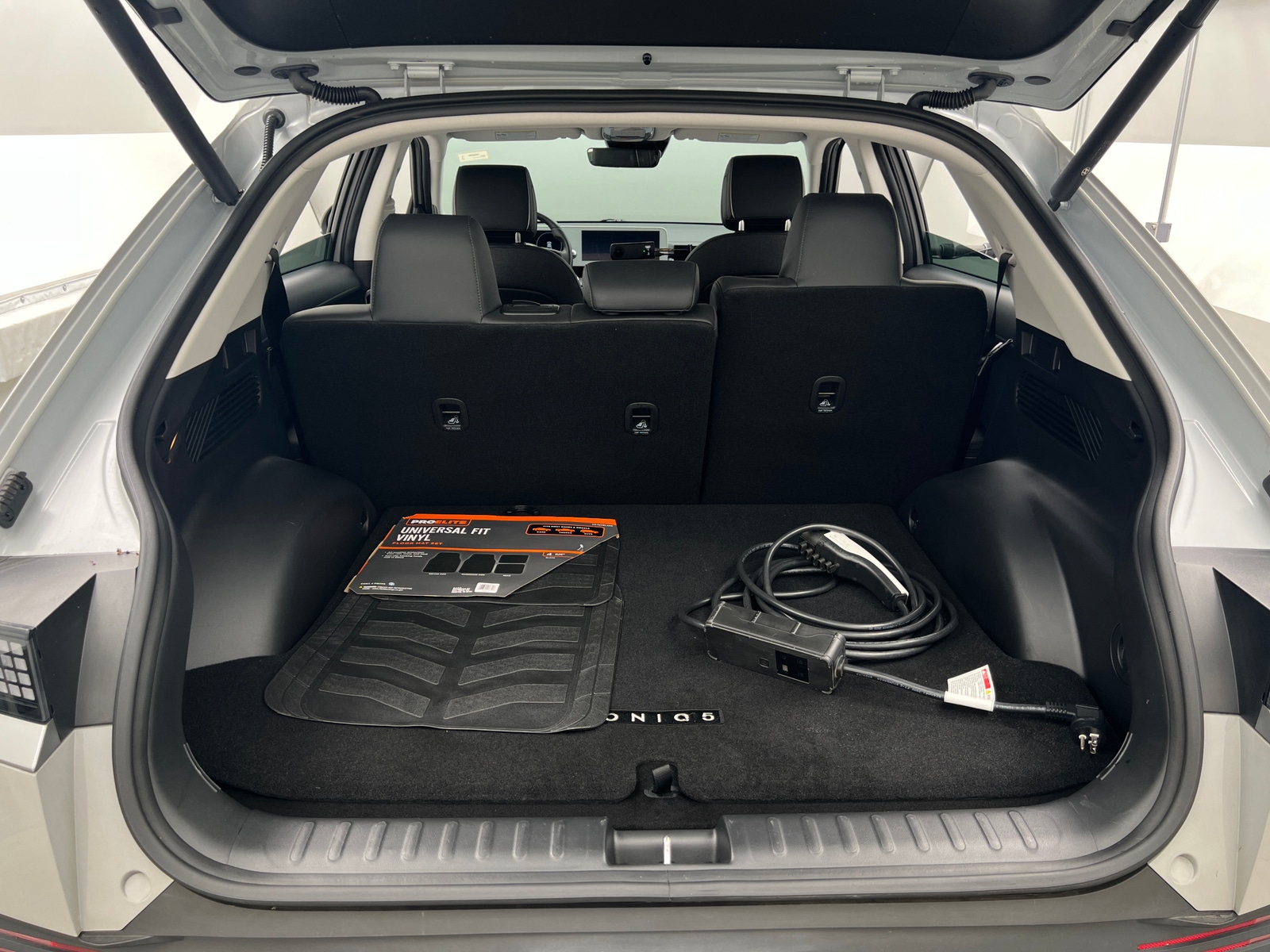 Thumbnail: 2023 Hyundai Ioniq 5 - 6