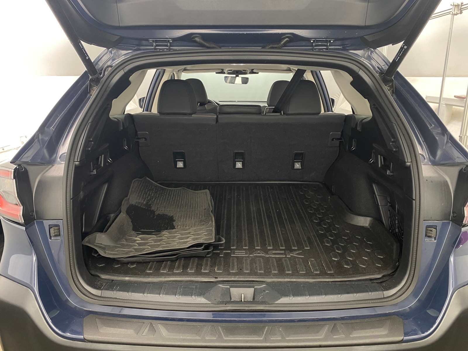 Thumbnail: 2023 Subaru Outback - 6