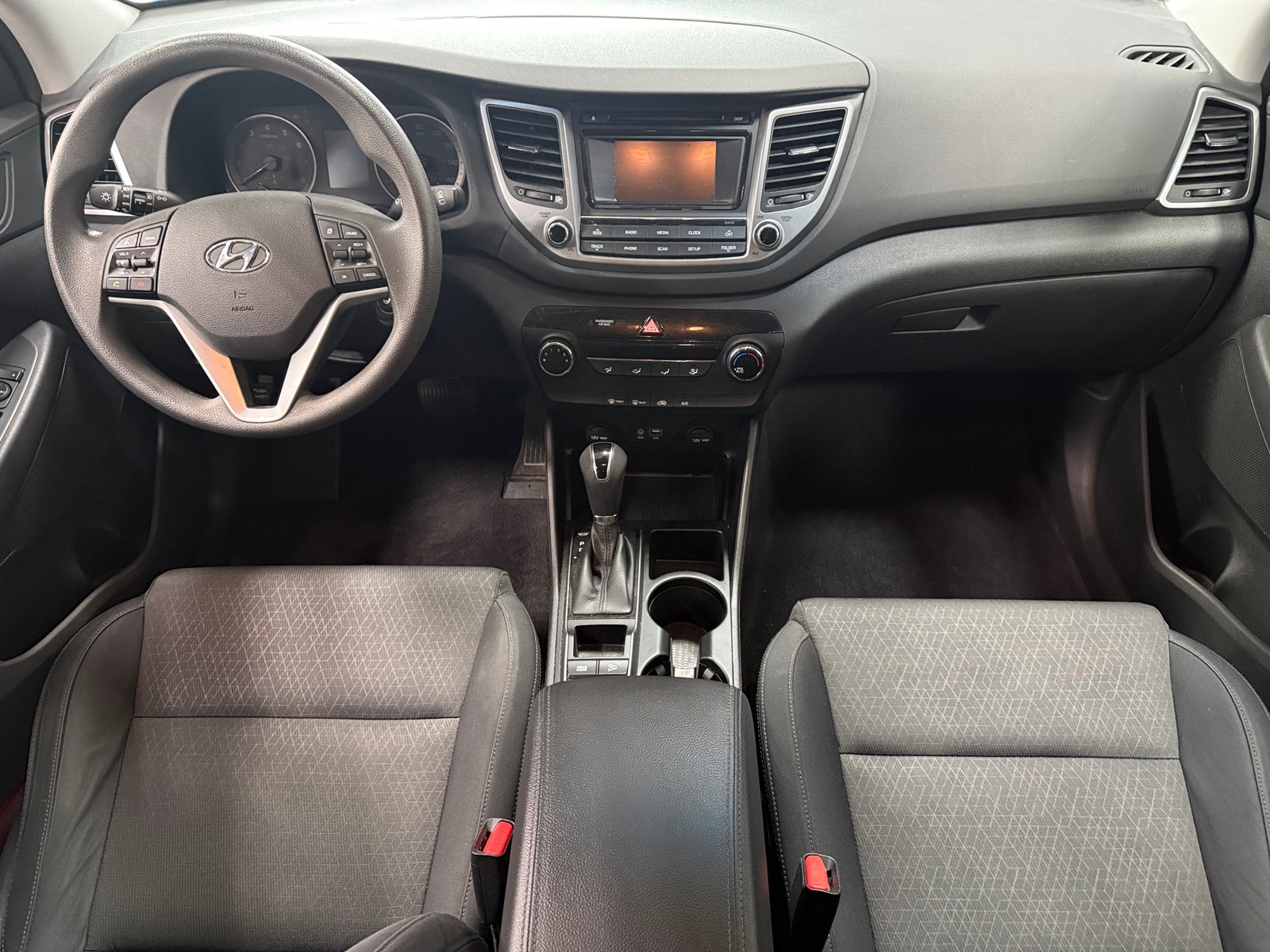 Thumbnail: 2017 Hyundai Tucson - 3