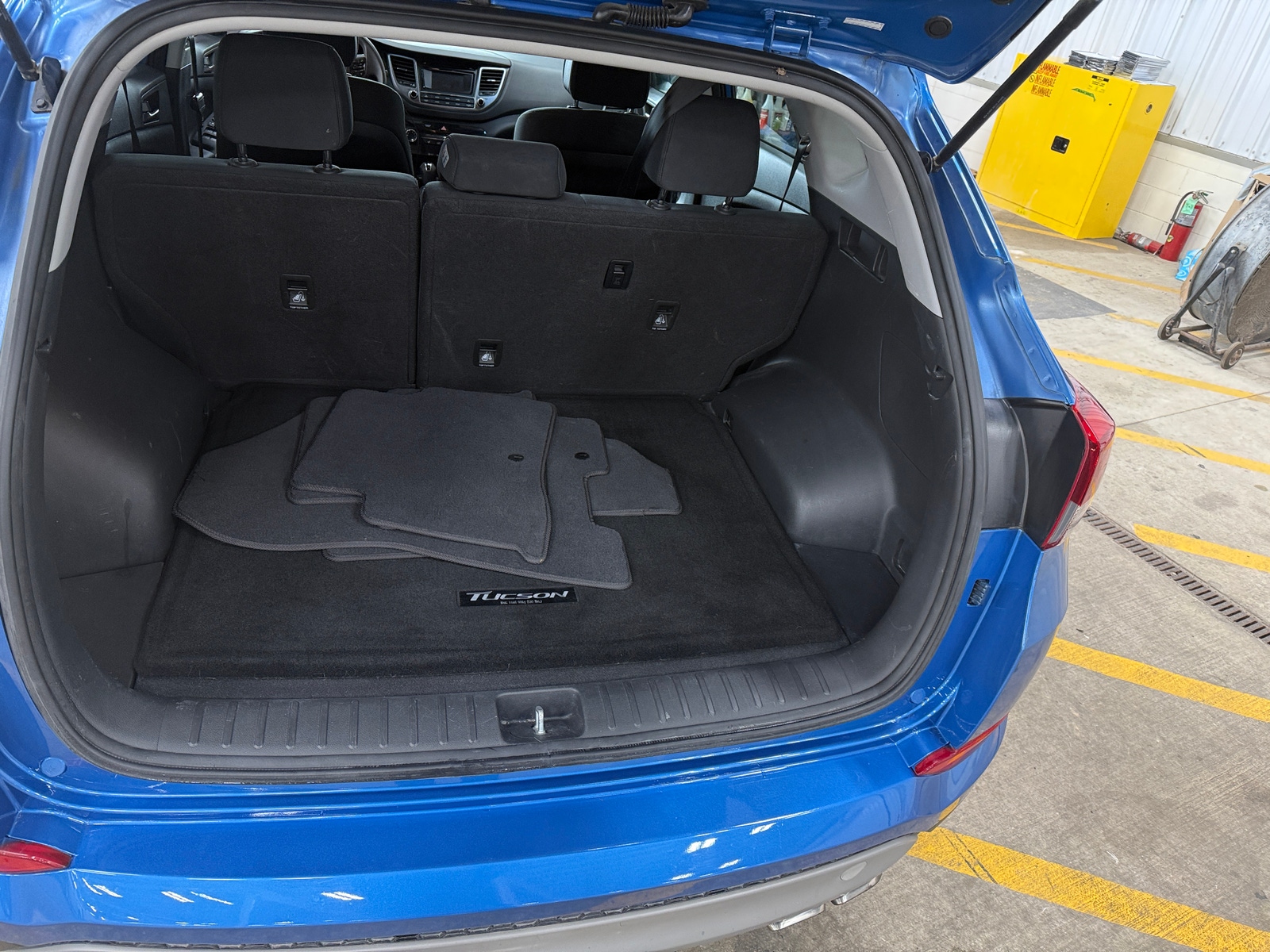 Thumbnail: 2017 Hyundai Tucson - 7