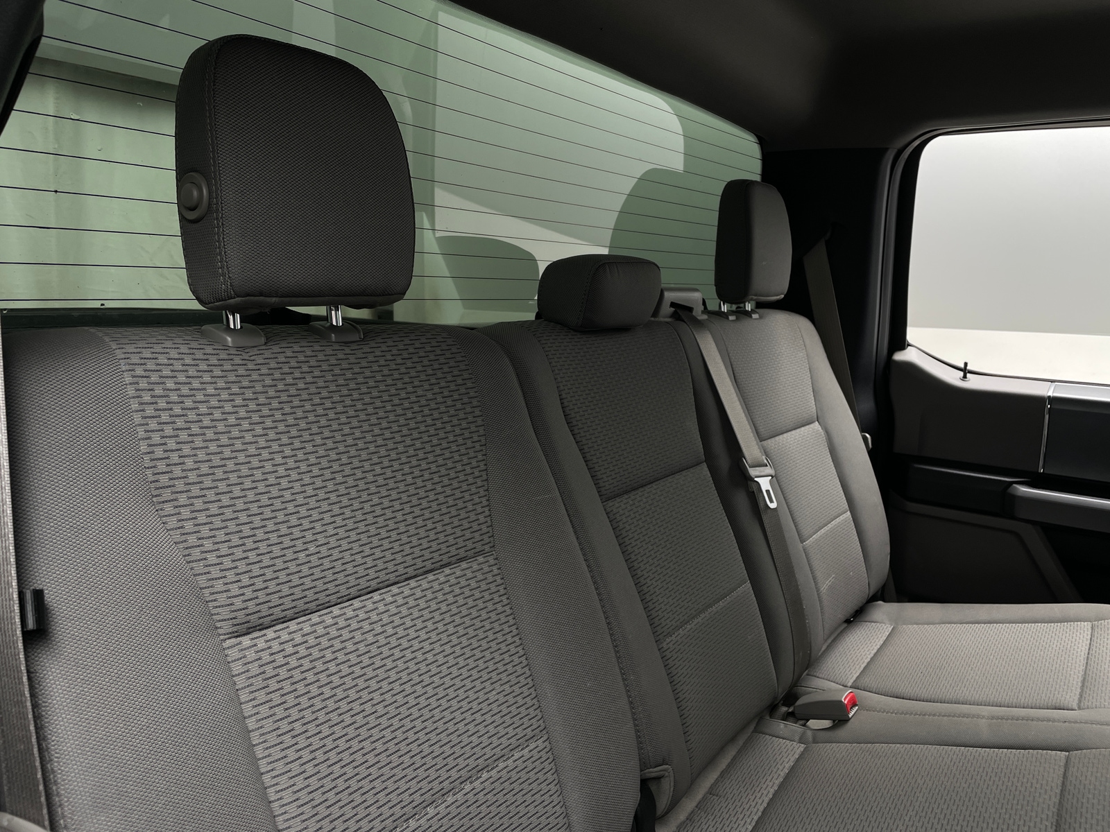 Thumbnail: 2016 Ford Econoline - 6