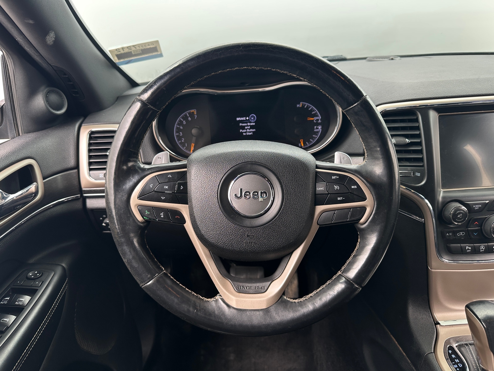 Thumbnail: 2017 Jeep Grand Cherokee - 4