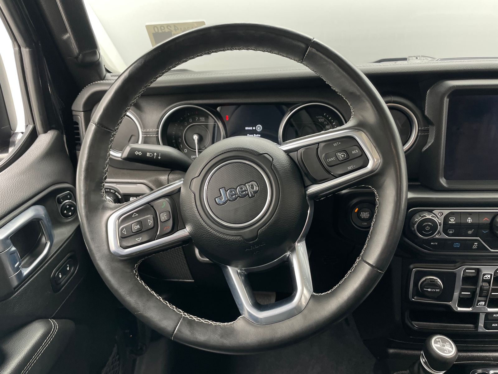 Thumbnail: 2022 Jeep Wrangler - 4