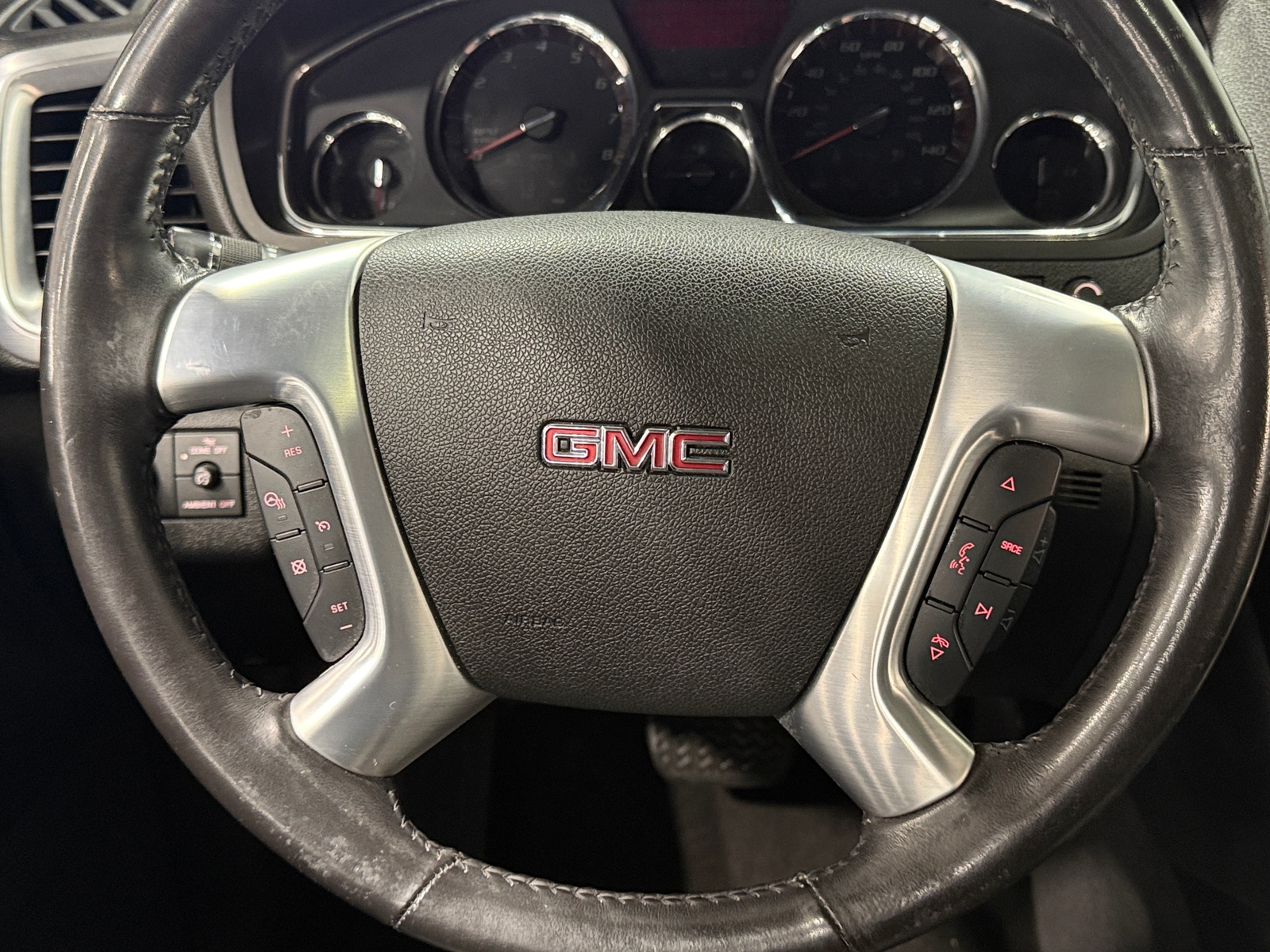 Thumbnail: 2017 GMC Acadia - 4