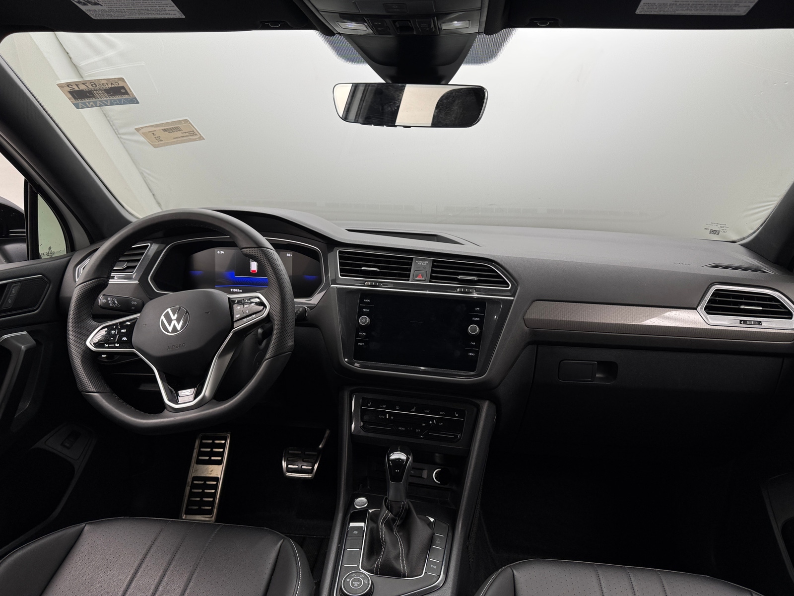 Thumbnail: 2024 Volkswagen Tiguan - 2