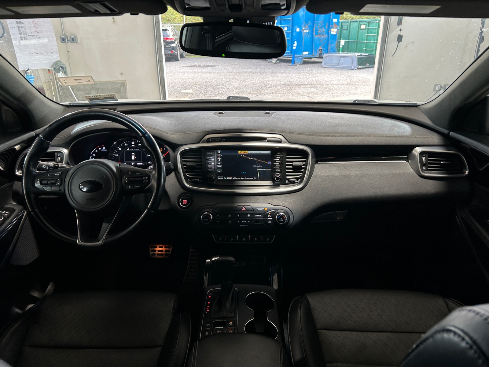 Thumbnail: 2016 Kia Sorento - 2