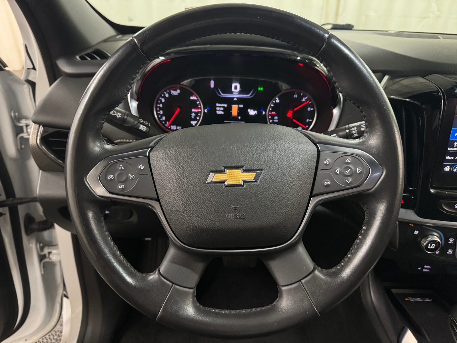 Thumbnail: 2022 Chevrolet Traverse - 4