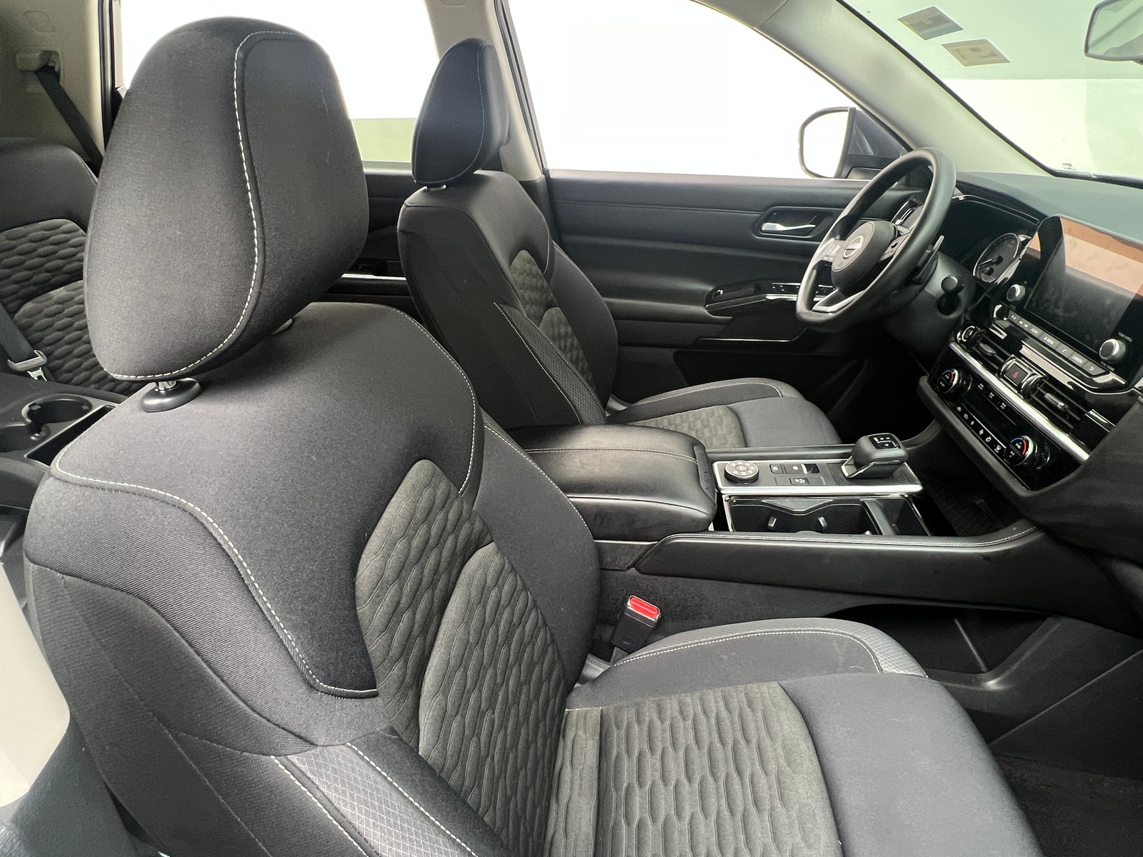 Thumbnail: 2022 Nissan Pathfinder - 2