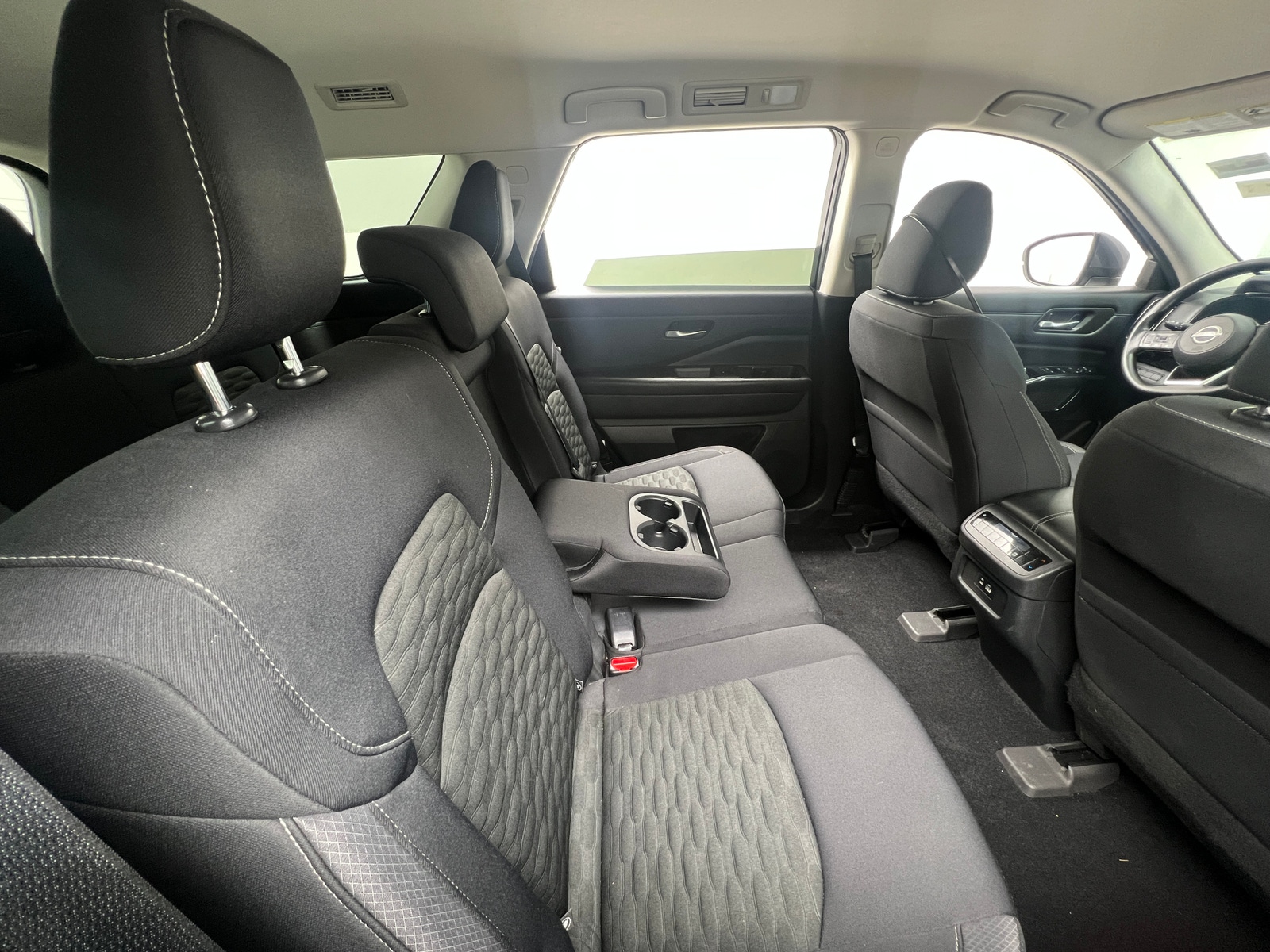 Thumbnail: 2022 Nissan Pathfinder - 6