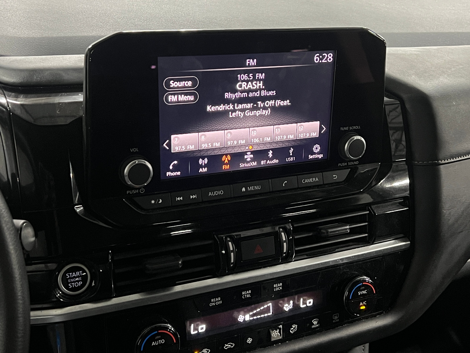 Thumbnail: 2022 Nissan Pathfinder - 4