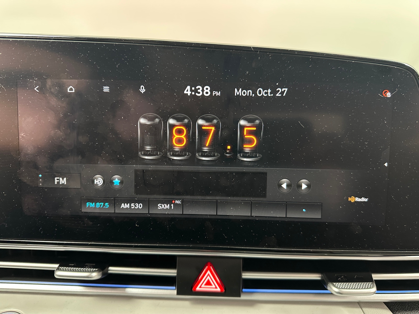 Thumbnail: 2021 Hyundai Elantra - 3