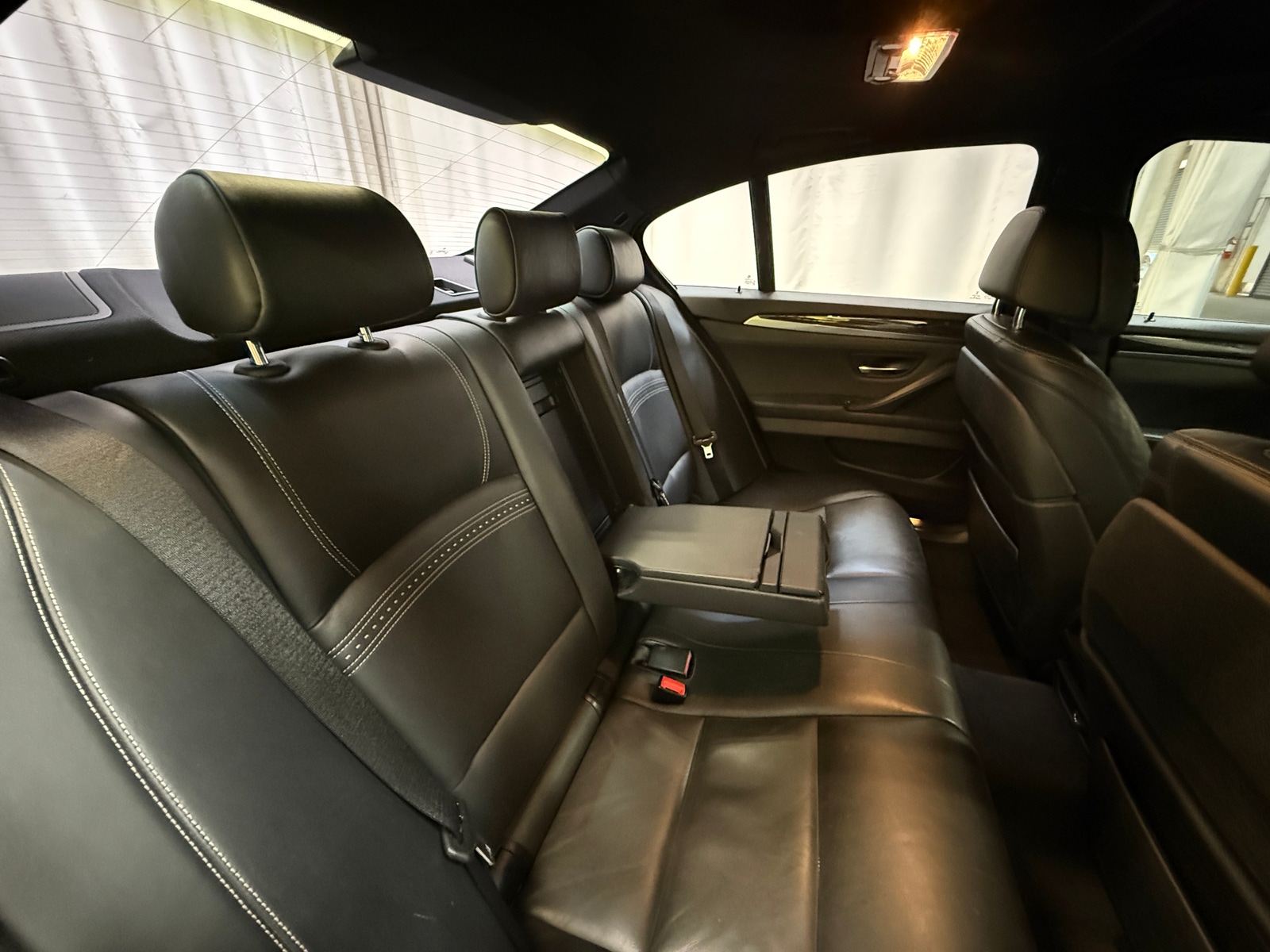 Thumbnail: 2015 BMW 5 Series - 5