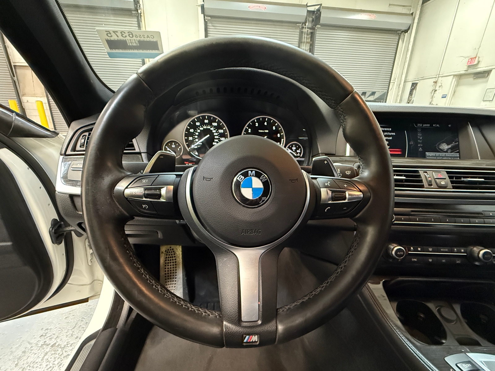 Thumbnail: 2015 BMW 5 Series - 4