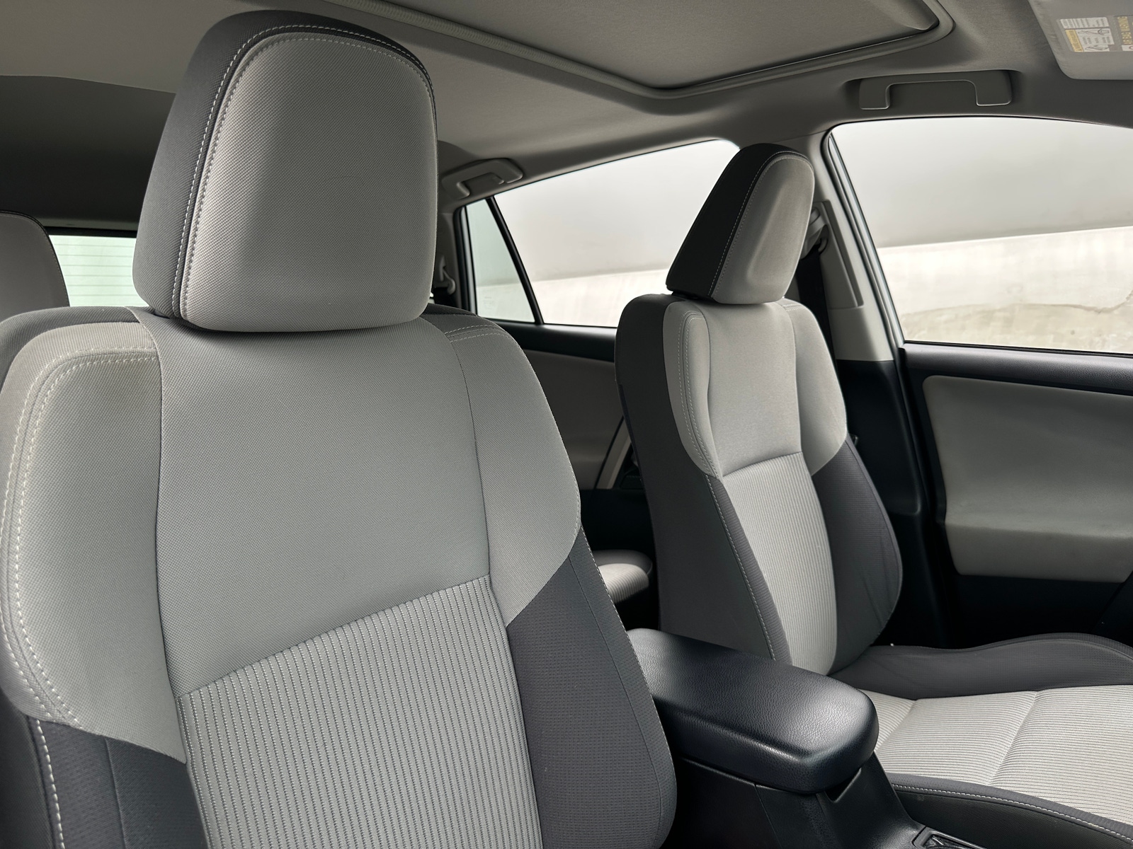 Thumbnail: 2014 Toyota RAV4 - 2