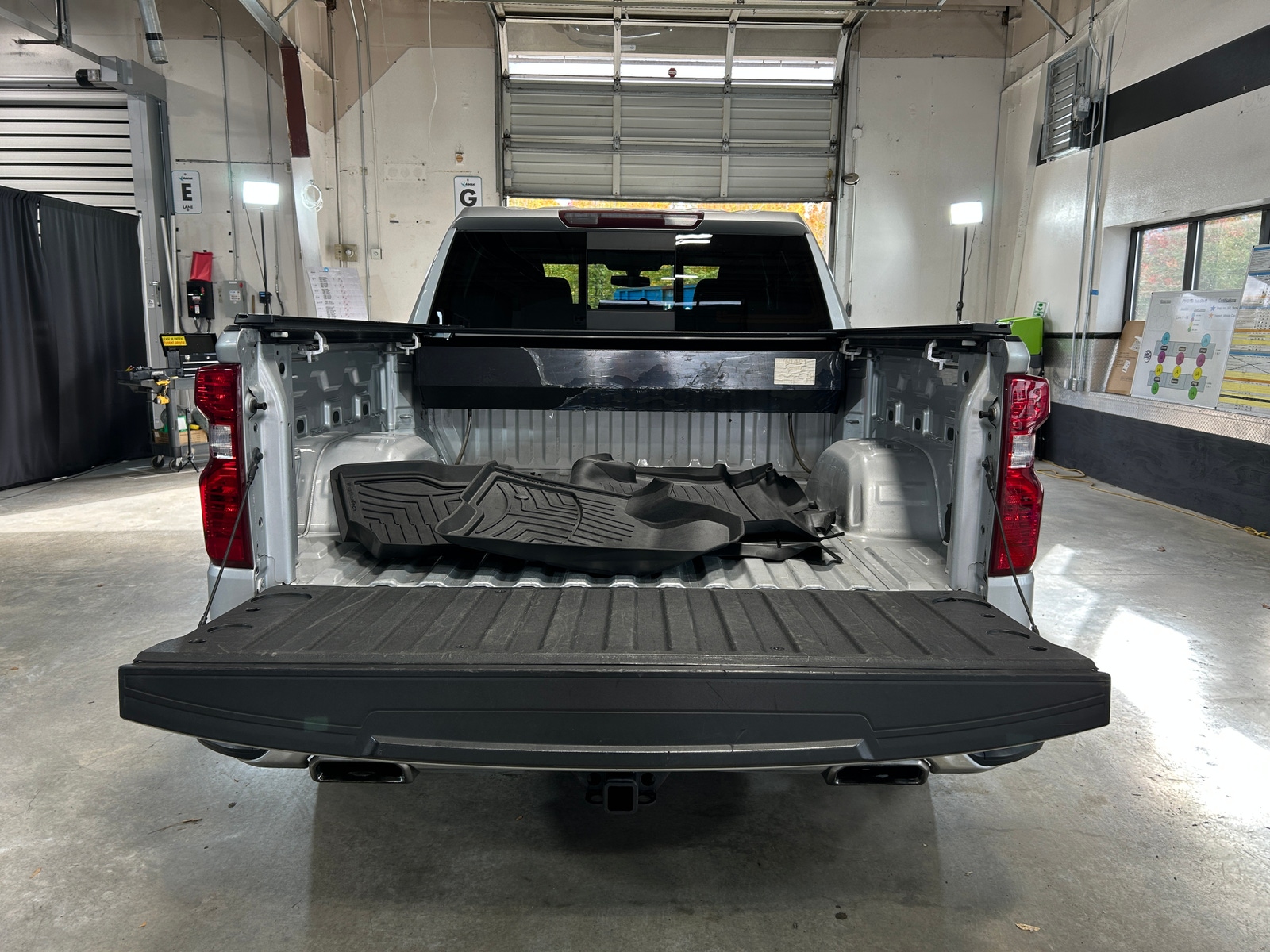 Thumbnail: 2019 Chevrolet Silverado 1500 - 7