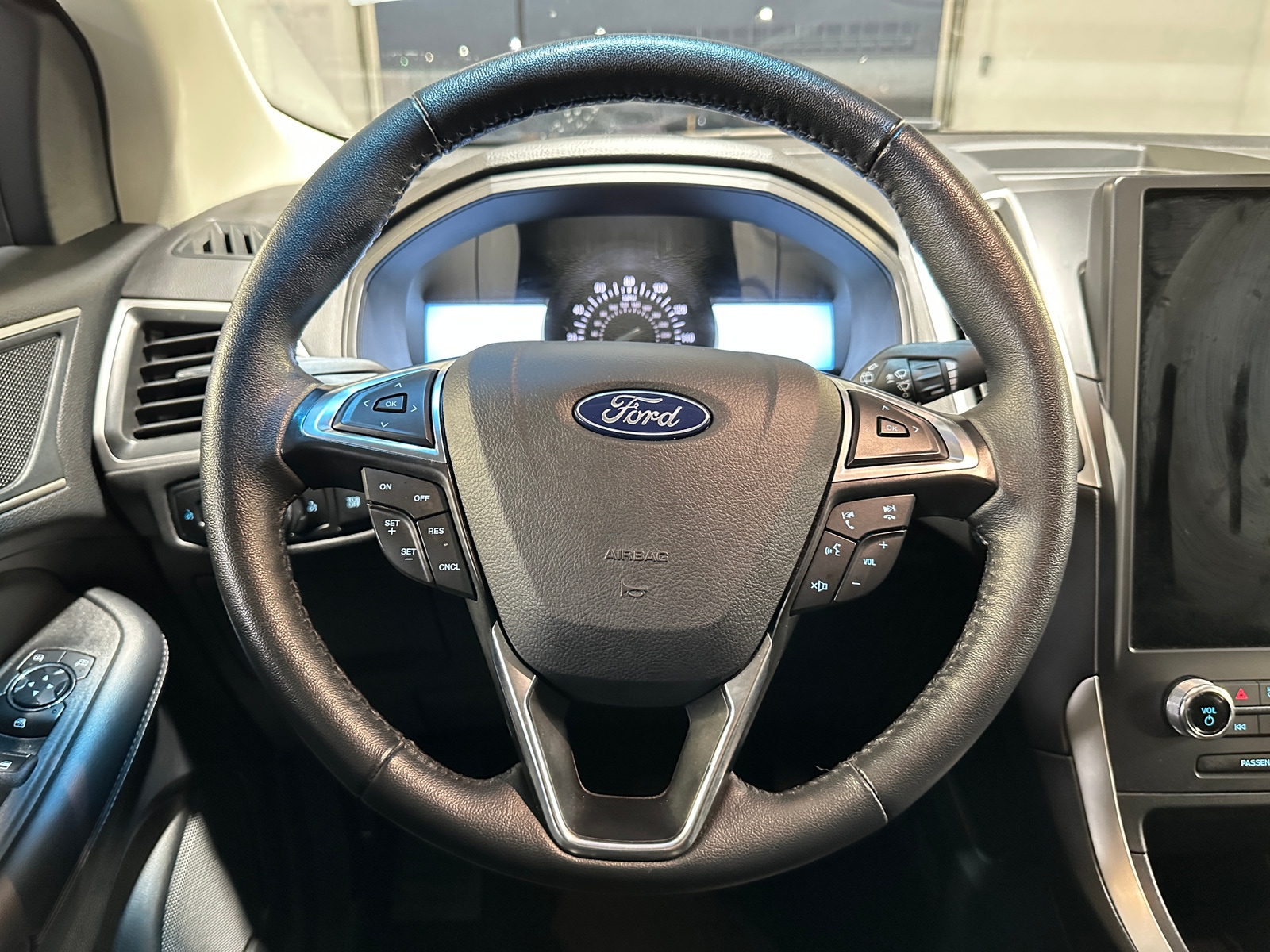 Thumbnail: 2024 Ford Edge - 4