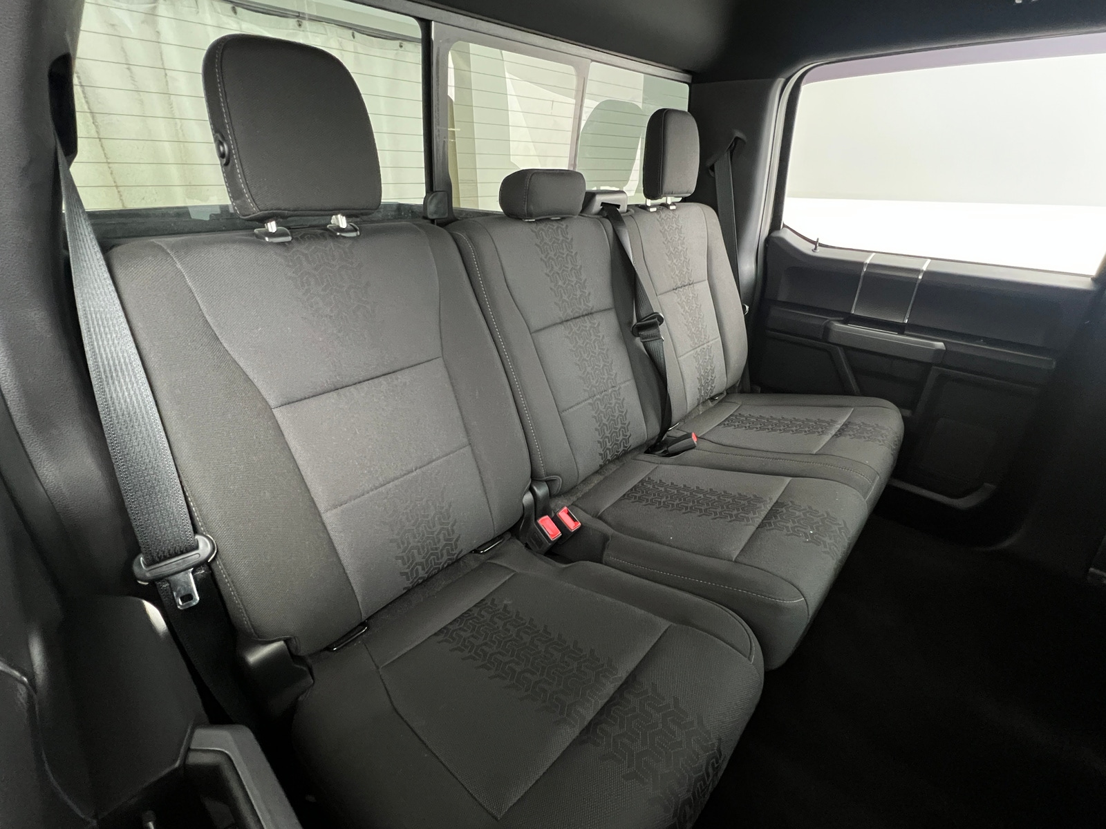 Thumbnail: 2018 Ford Econoline - 6