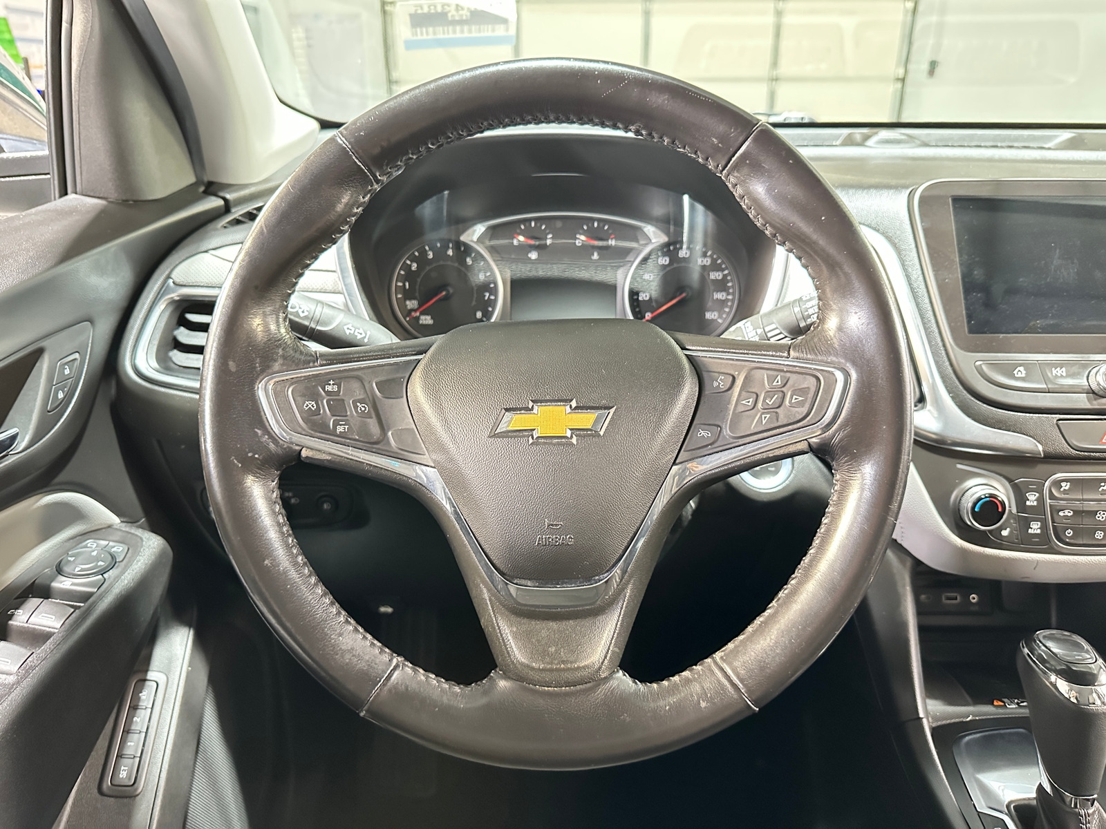 Thumbnail: 2019 Chevrolet Equinox - 5