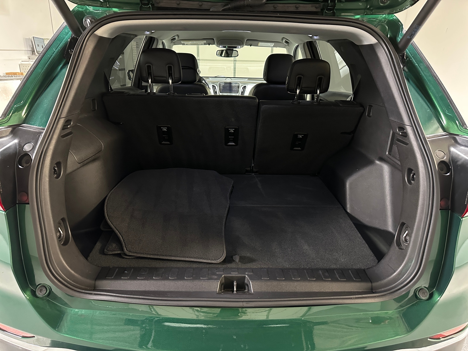 Thumbnail: 2019 Chevrolet Equinox - 7