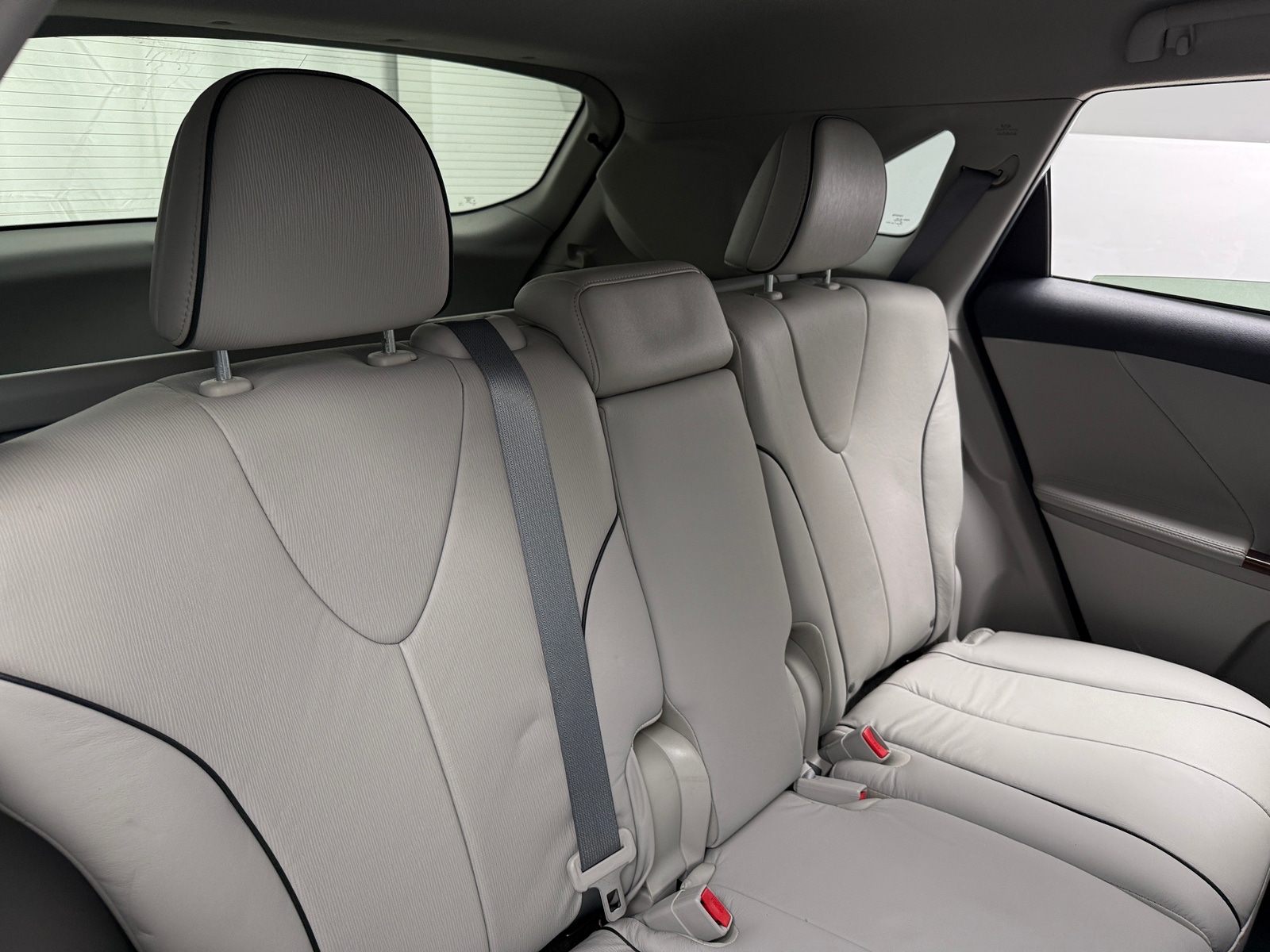 Thumbnail: 2012 Toyota Venza - 6