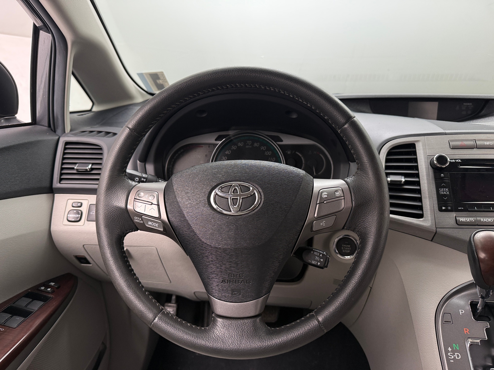 Thumbnail: 2012 Toyota Venza - 5