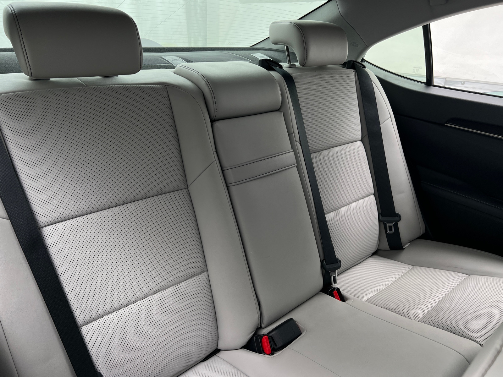 Thumbnail: 2018 Lexus ES - 5