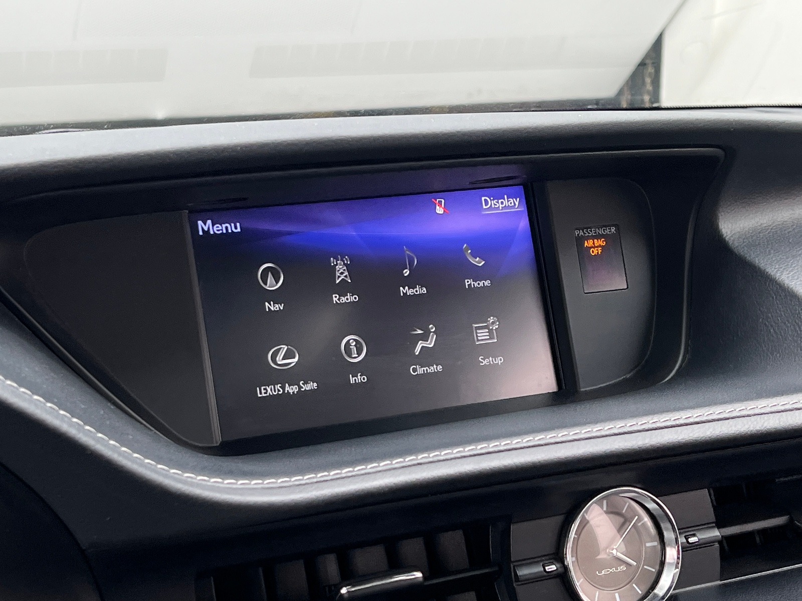 Thumbnail: 2018 Lexus ES - 3